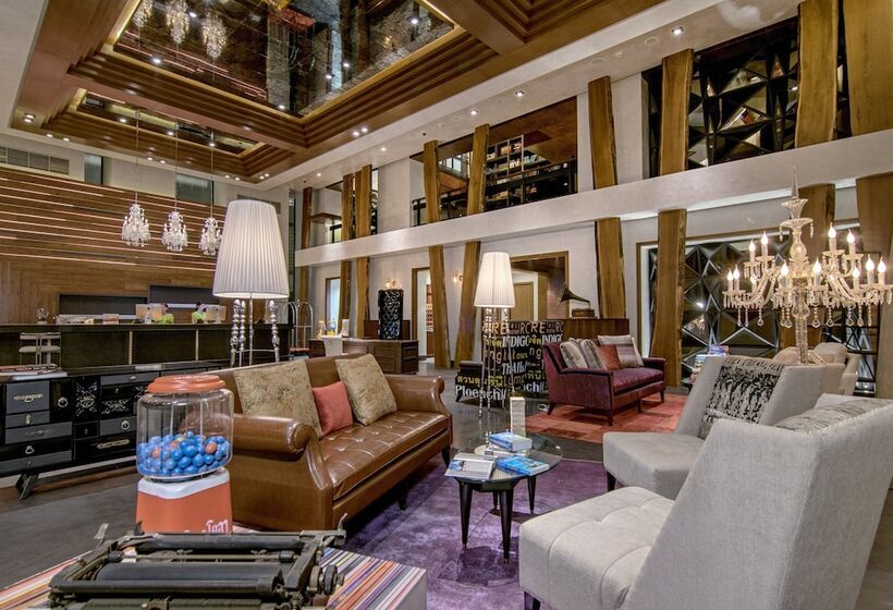 Hotel Indigo Bangkok Wireless Road, An Ihg