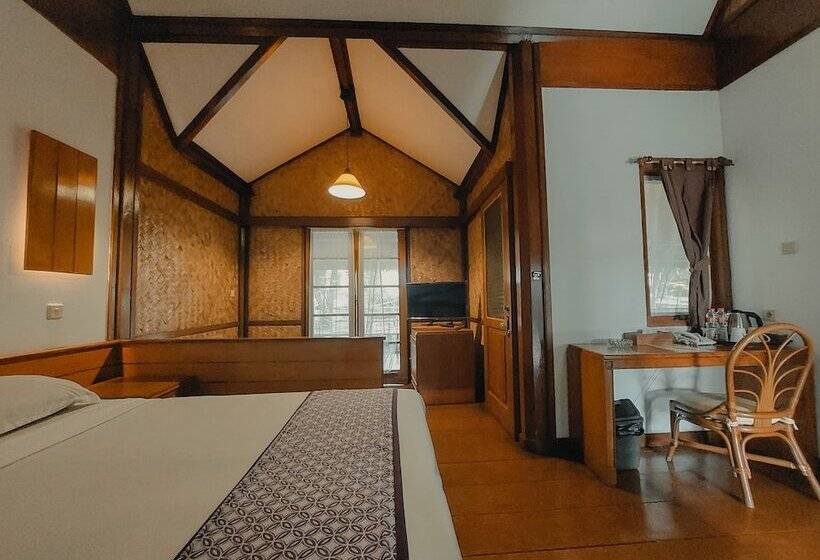 호텔 Kampung Sumber Alam Garut