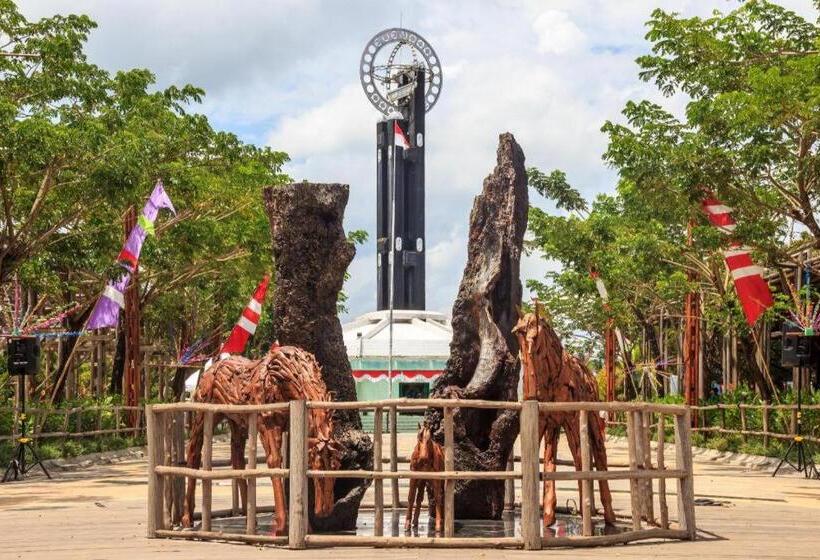 בית מלון כפרי Kapuas Palace