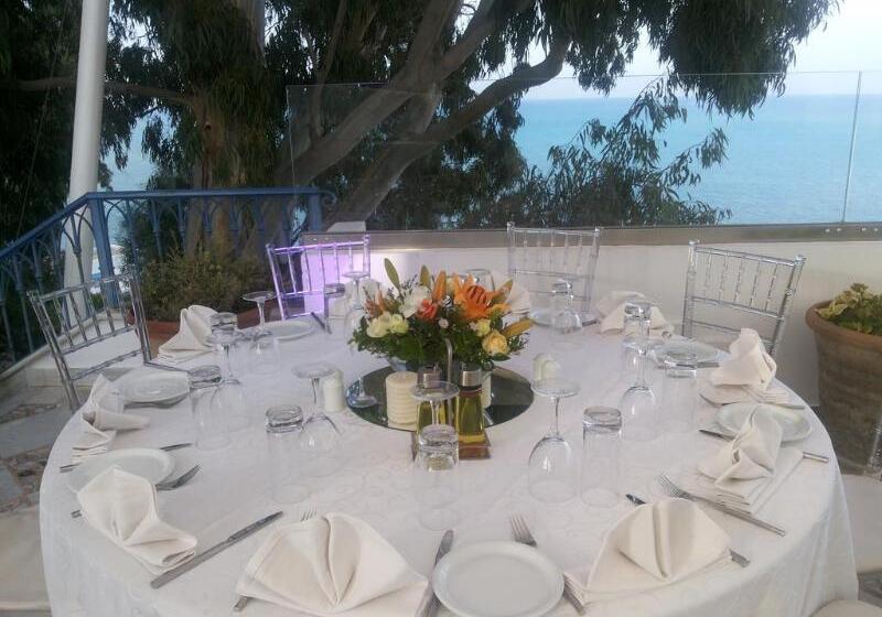 هتل La Villa Bleue Sidi Bou Said