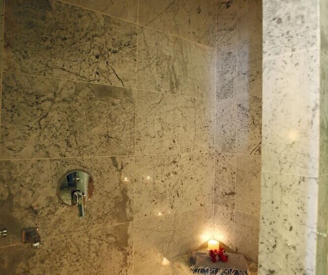 هتل La Villa Bleue Sidi Bou Said