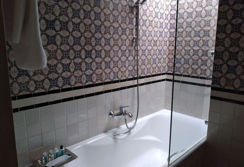 هتل La Villa Bleue Sidi Bou Said