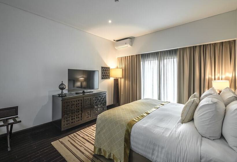 בית מלון כפרי Lido Lake Resort By Mnc