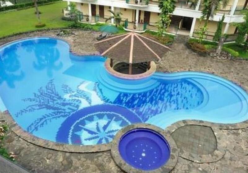 בית מלון כפרי Lido Lake Resort By Mnc