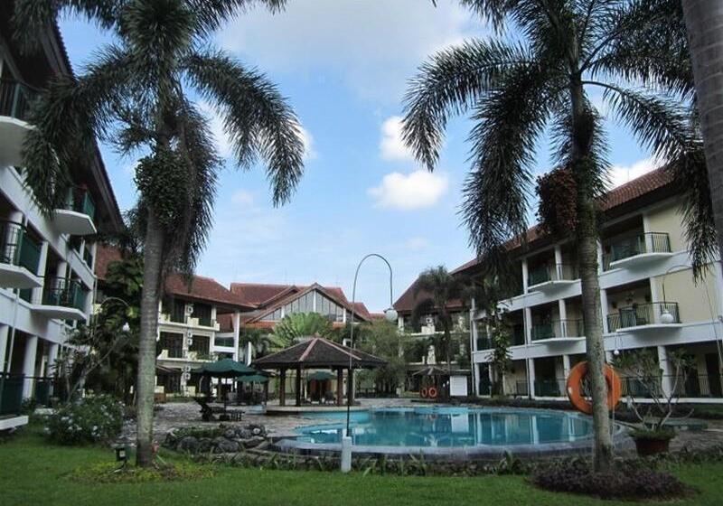 בית מלון כפרי Lido Lake Resort By Mnc