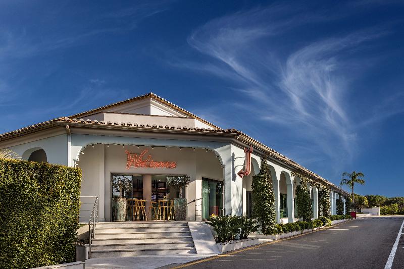 ホテル The Magnolia