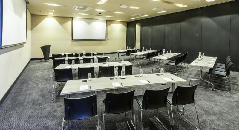 酒店 Movich Buro 26