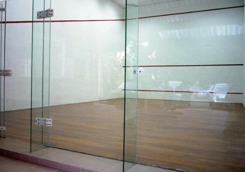 酒店 Nilai Springs Resort