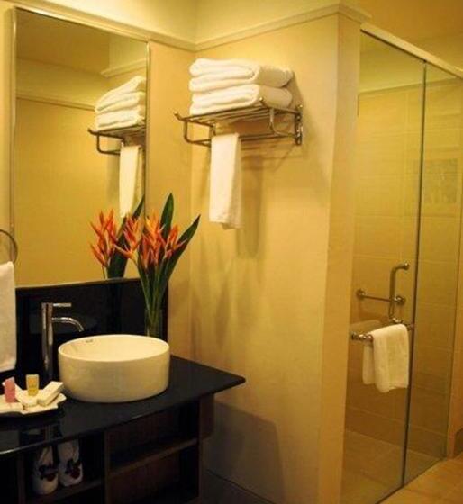 酒店 Nilai Springs Resort