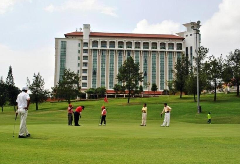 酒店 Nilai Springs Resort