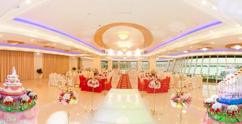 هتل Ninh Kieu Riverside