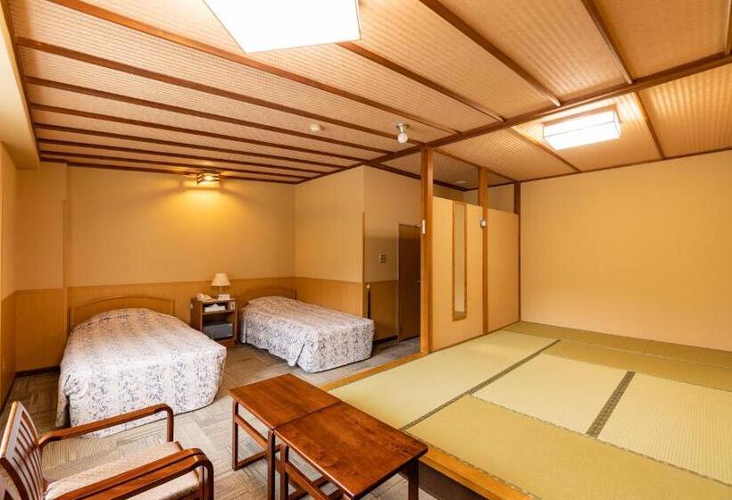 בית מלון כפרי Ooedoonsenmonogatari Kounkaku