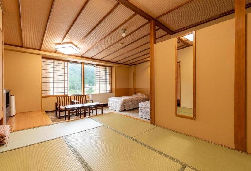 فندق Ooedoonsenmonogatari Kounkaku