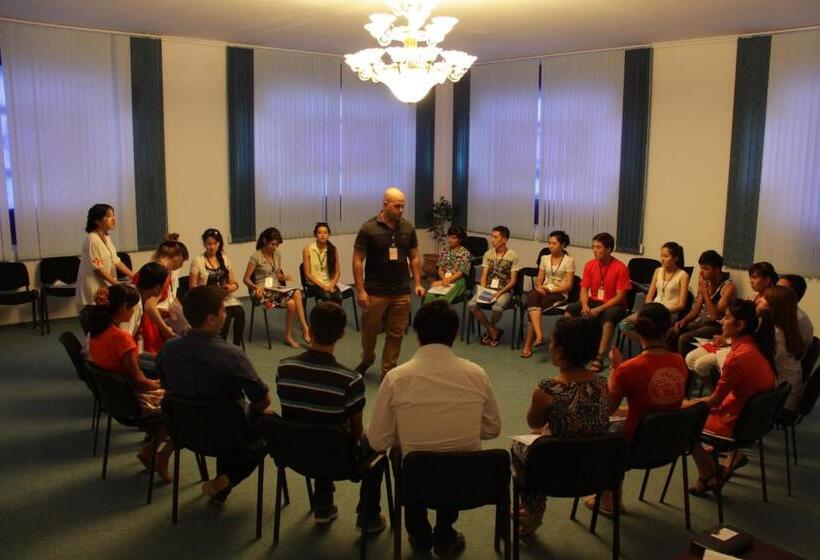 فندق Orient Star