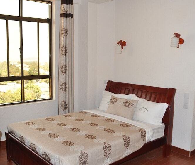 هتل Premier Palace