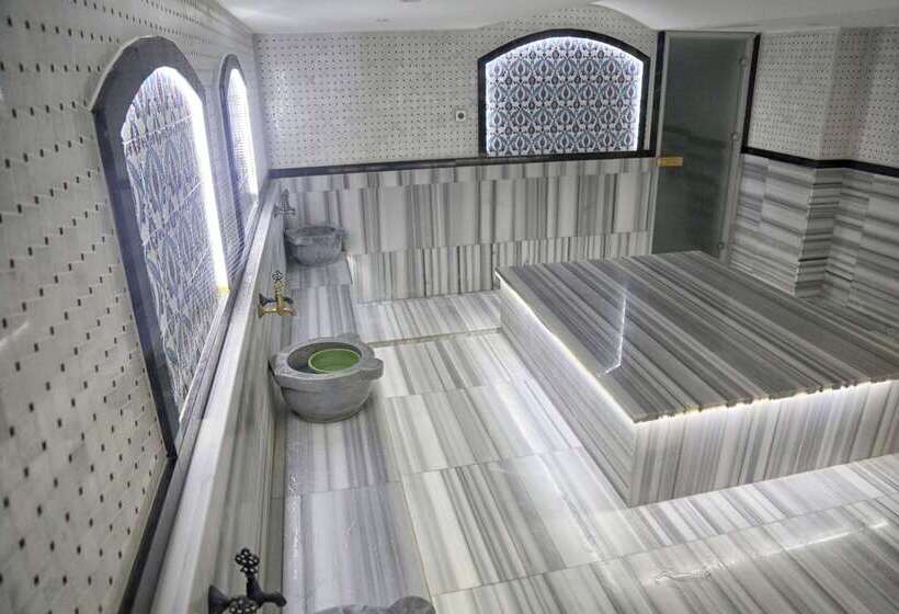 هتل Ramada By Wyndham Mersin