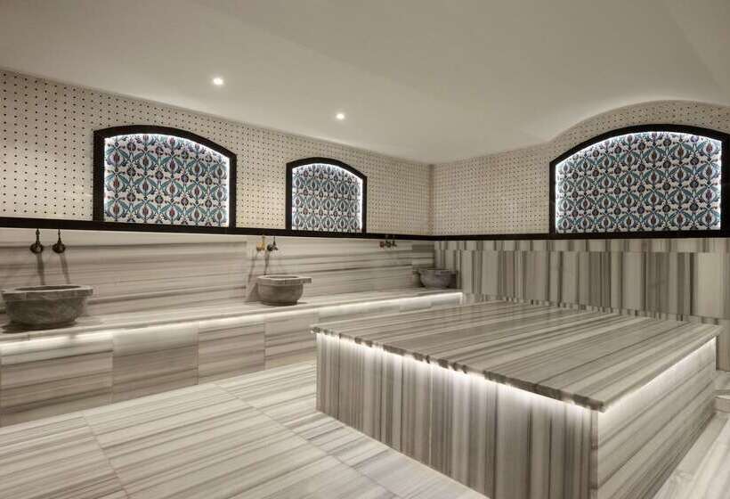 هتل Ramada By Wyndham Mersin