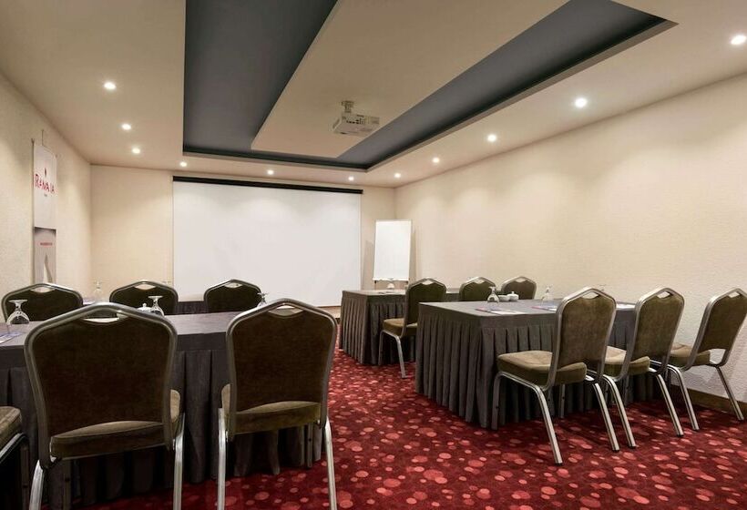 هتل Ramada By Wyndham Mersin