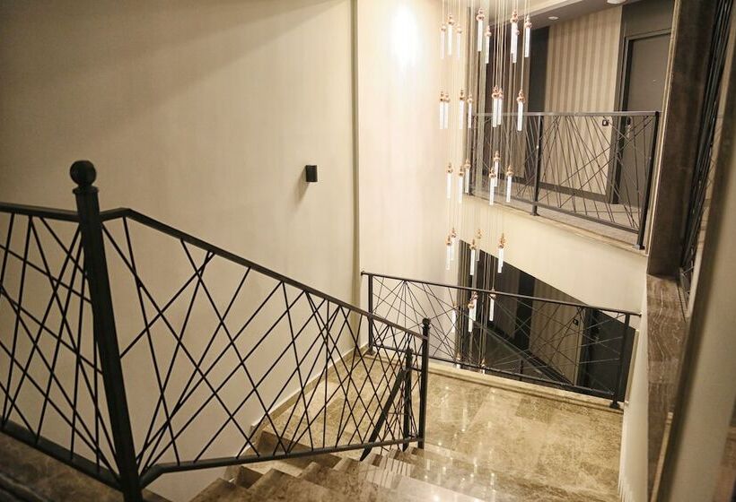 هتل Ramada By Wyndham Mersin