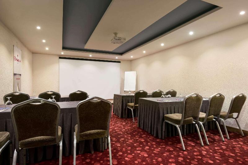 هتل Ramada By Wyndham Mersin