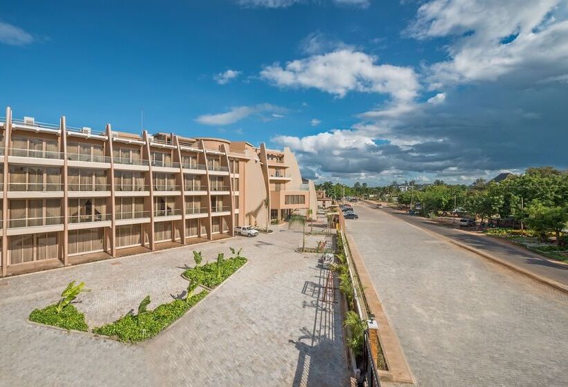 هتل Ramada Resort By Wyndham Dar Es Salaam