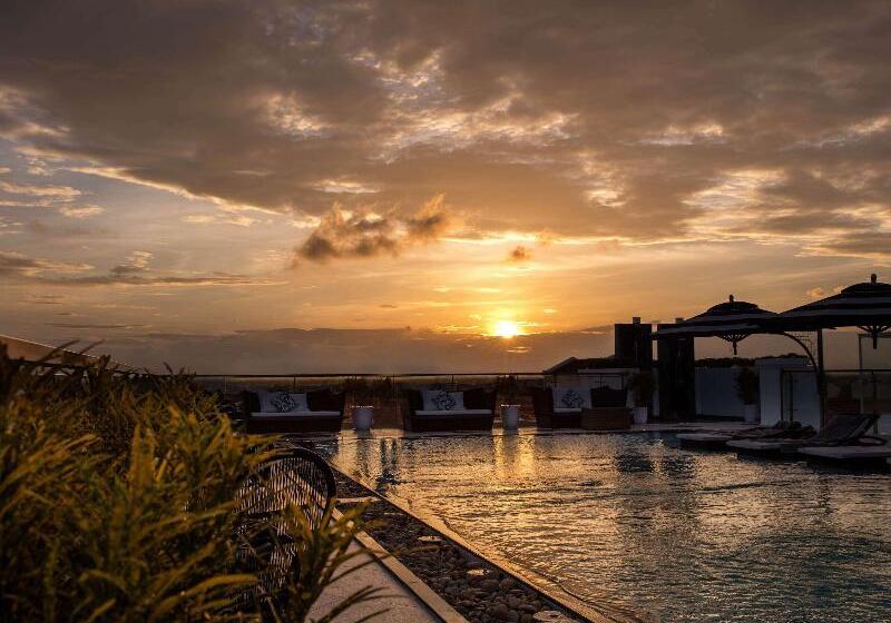 هتل Royal Hoi An  Mgallery