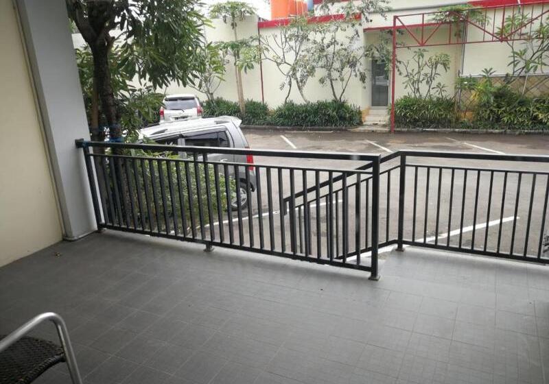 Parkside Mandarin Hotel Pekalongan