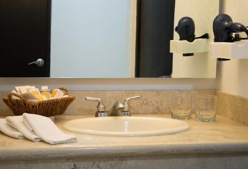 ホテル Suites Berna 12