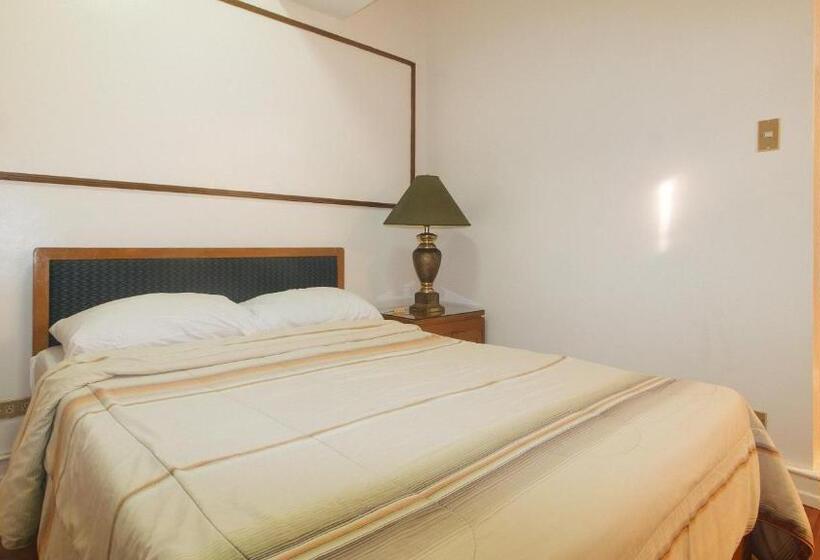 בית מלון כפרי Sunette Tower Makati