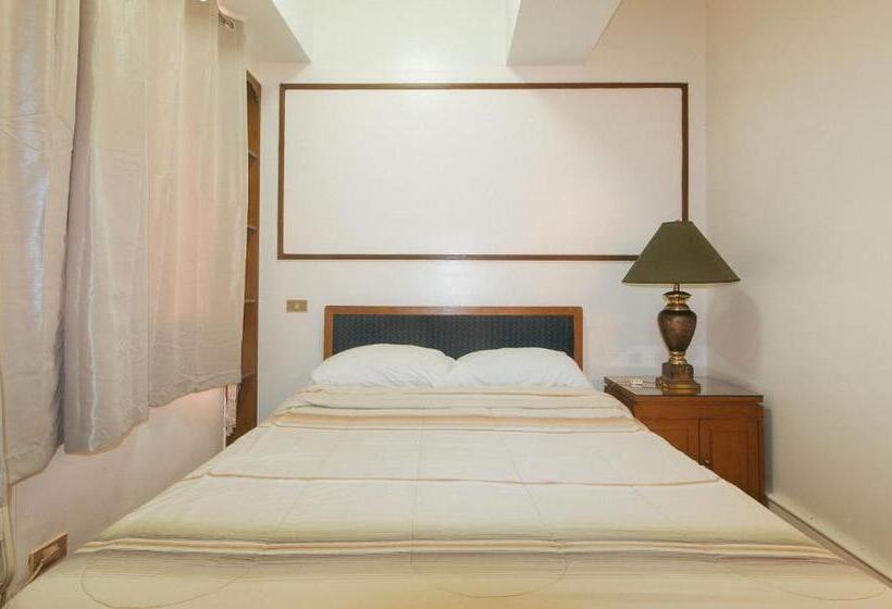 בית מלון כפרי Sunette Tower Makati