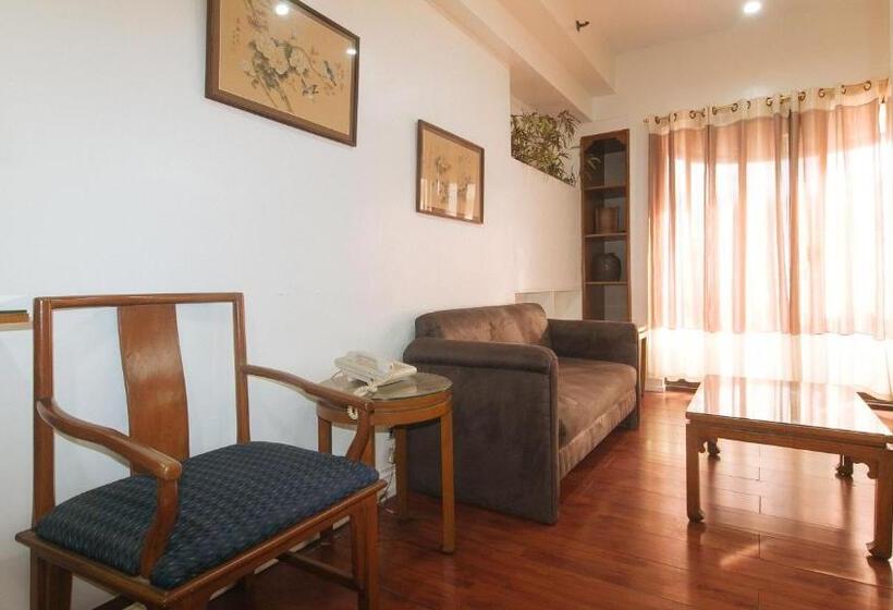 בית מלון כפרי Sunette Tower Makati