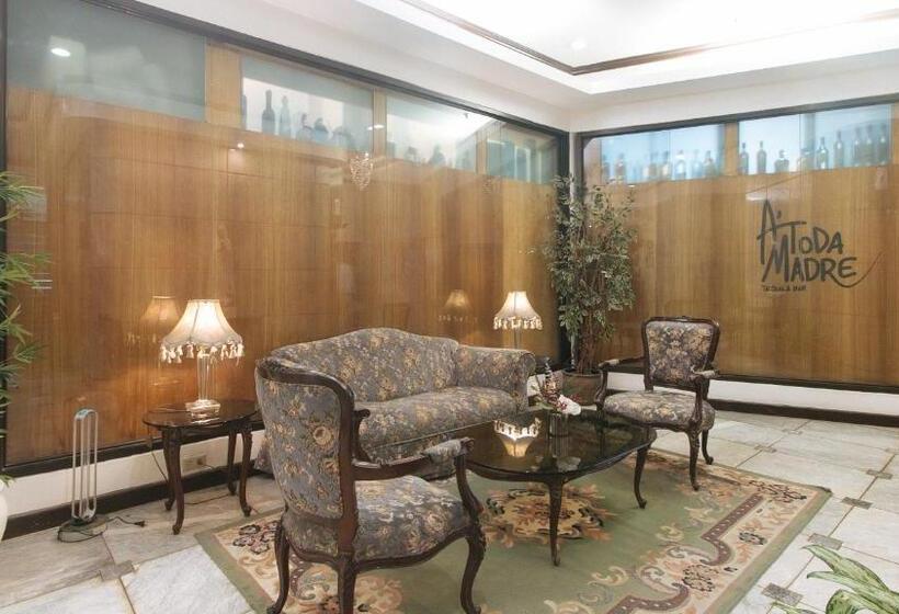 בית מלון כפרי Sunette Tower Makati