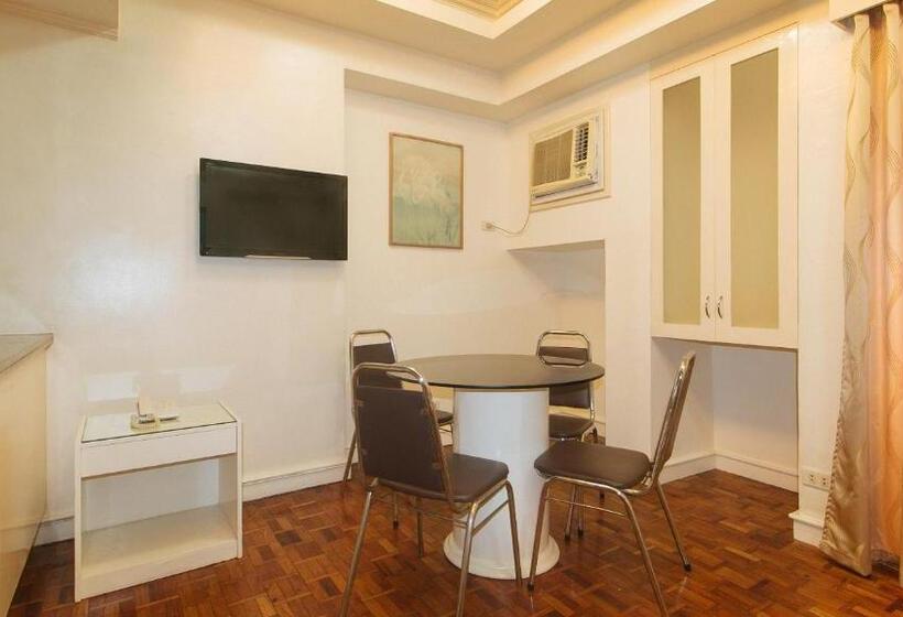 בית מלון כפרי Sunette Tower Makati