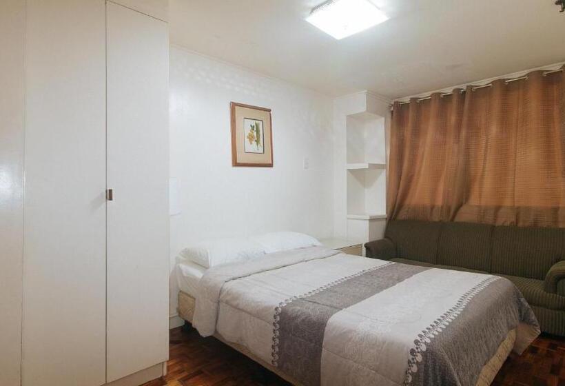 בית מלון כפרי Sunette Tower Makati