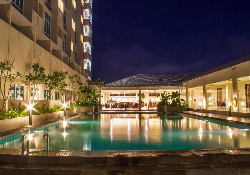 호텔 Swissbelinn Malang