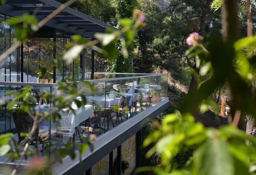 Отель Symbola Oludeniz Beach