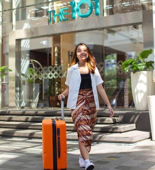 호텔 The 1o1 Yogyakarta Tugu