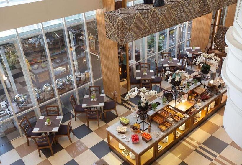 호텔 The 1o1 Yogyakarta Tugu