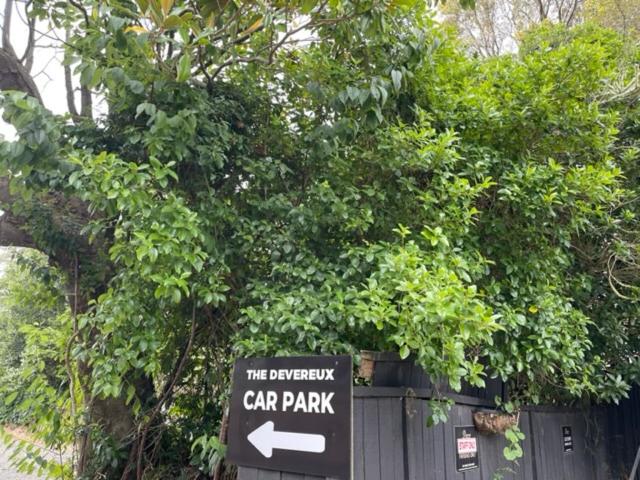 酒店 The Devereux Boutique