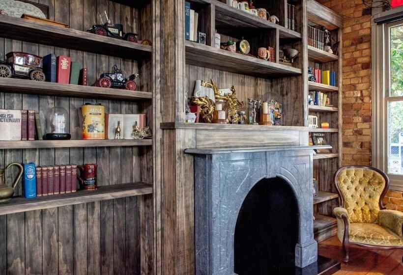 ホテル The Shakespeare