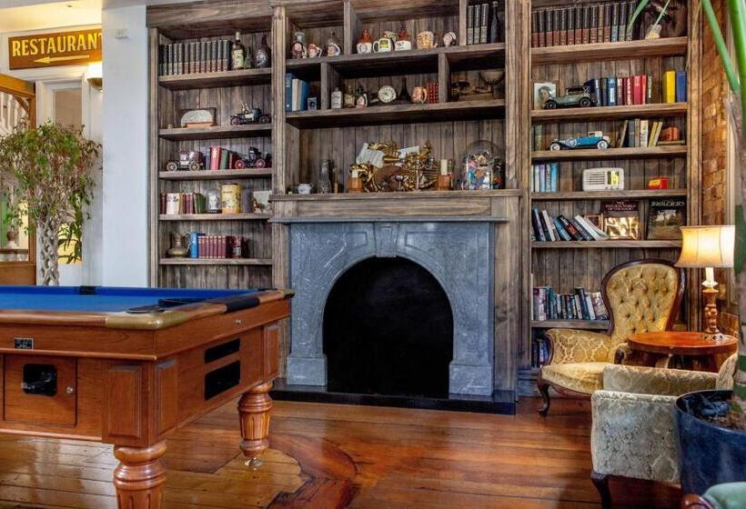 هتل The Shakespeare