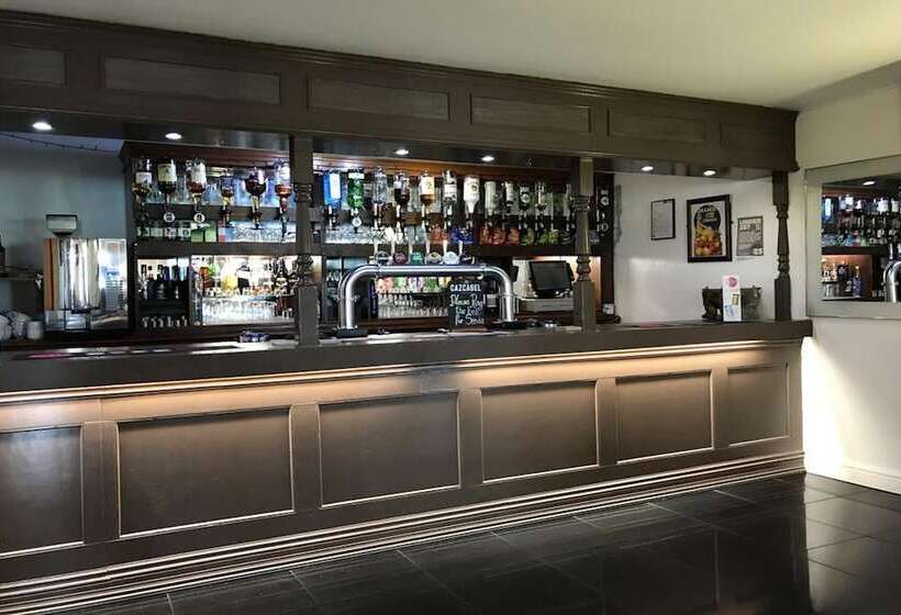 ホテル The Strand