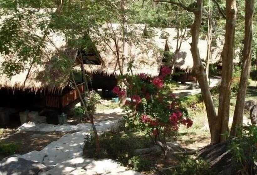 Отель Thongtapan Resort