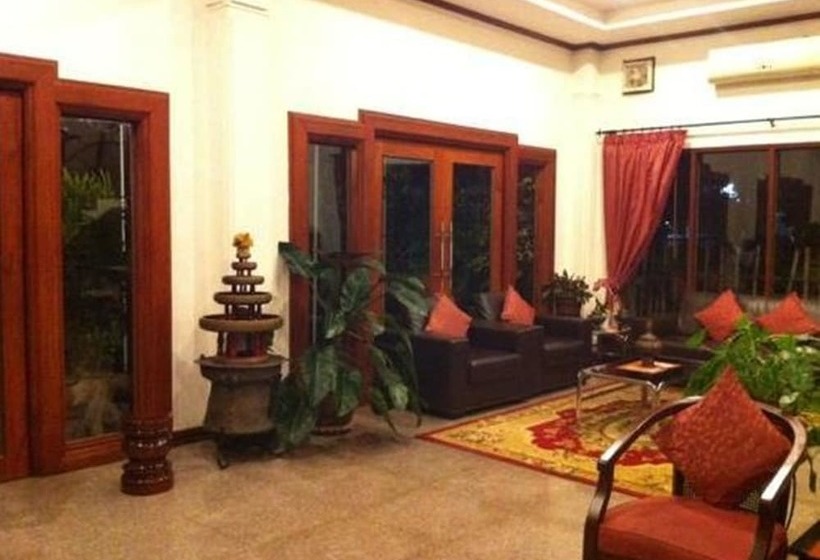 هتل Vayakorn Inn