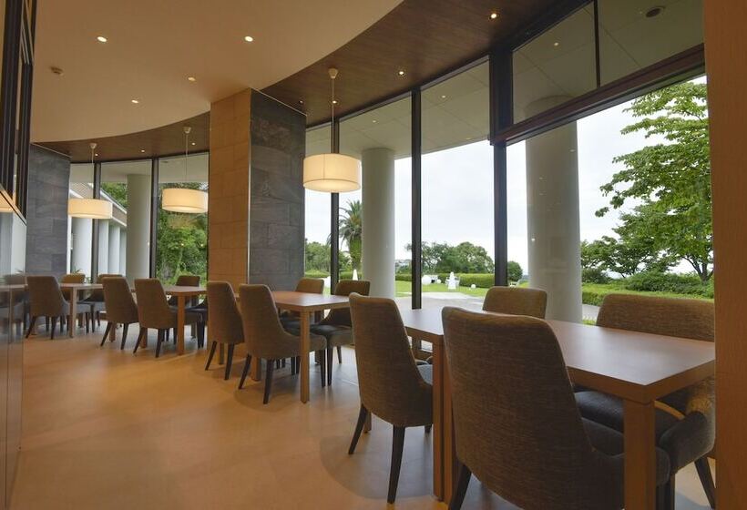 ホテル Village Izukogen