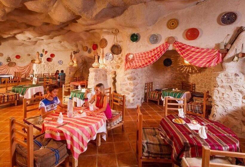 酒店 Welcome Meridiana Resort   Families And Couples Only