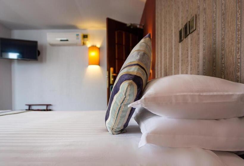 Imperial Heights Hotel, Entebbe