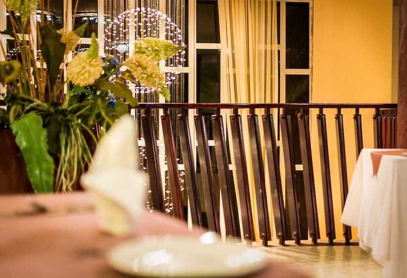 Imperial Heights Hotel, Entebbe