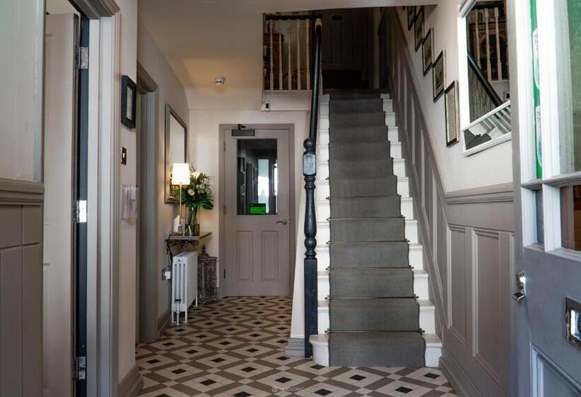 ペンション Number 46