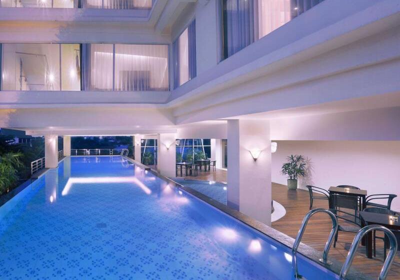 Quest Hotel Darmo   Surabaya By Aston